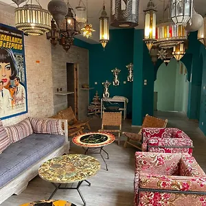Mama Souiri Hotel As-Suwajra