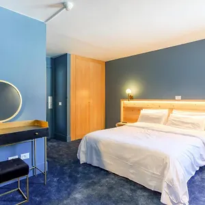 https://turan-hotel.hotels-rhonealpes.com