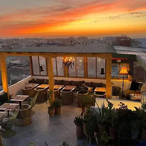 Atlantic Hostel As-Suwajra