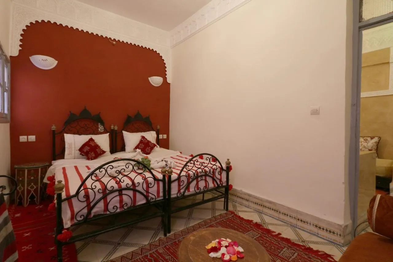 *** Konukevi Riad Ibiza Star Marakeş Fas