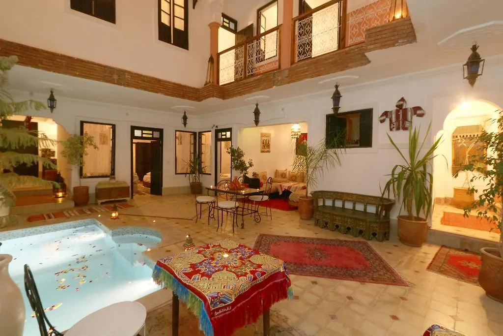Riad Ibiza Star Marakeş 3*,